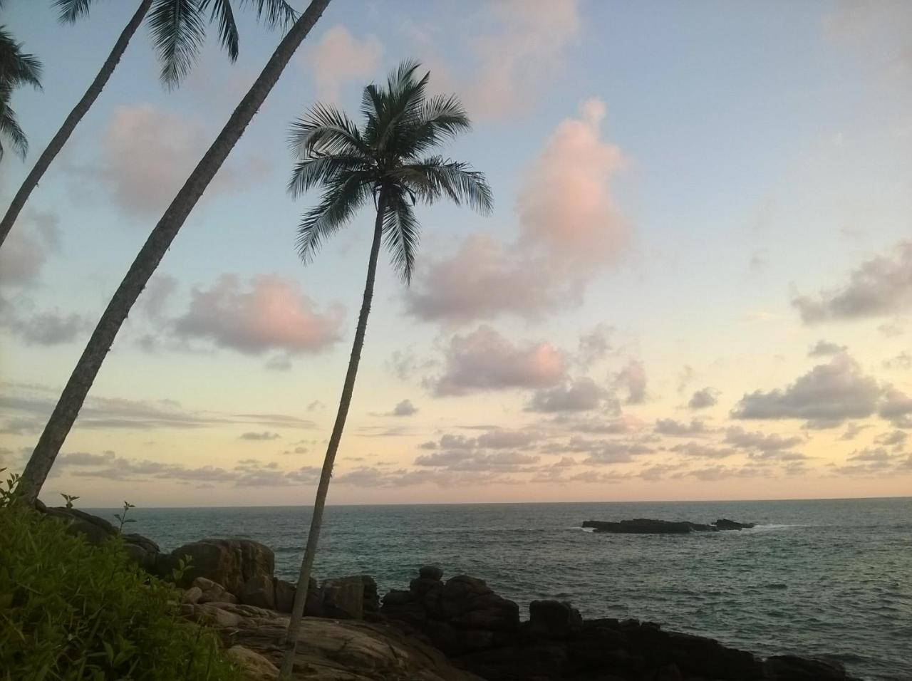 Sandhara Home Stay Tangalle Exterior photo