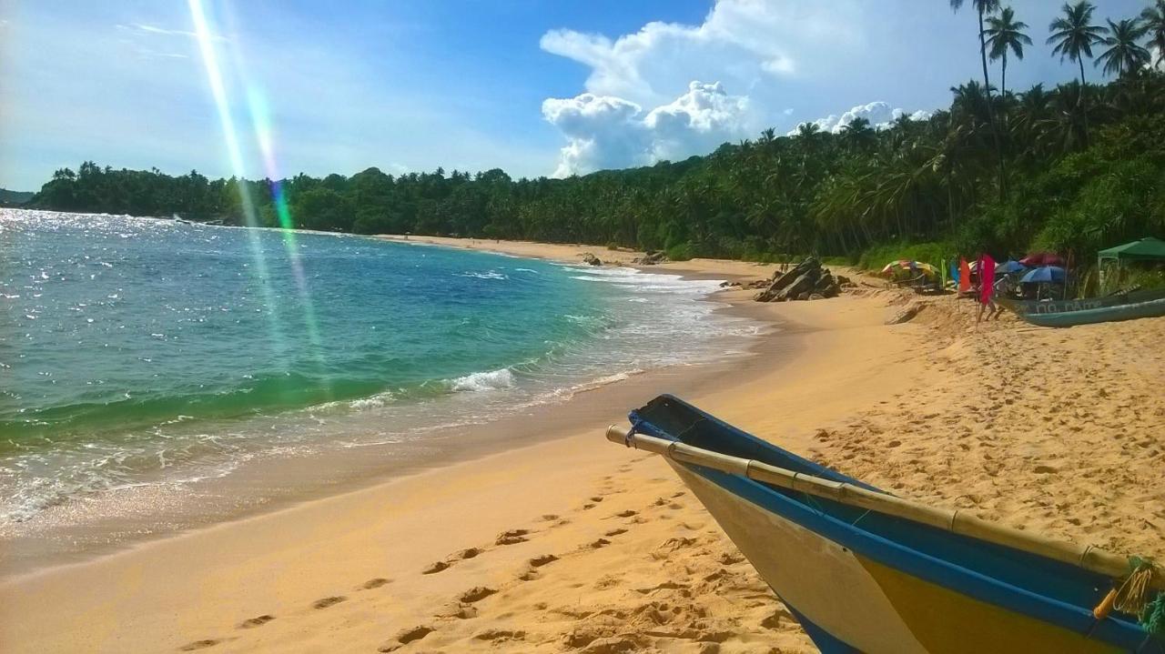 Sandhara Home Stay Tangalle Exterior photo