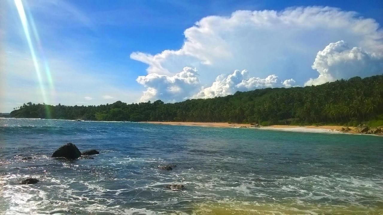 Sandhara Home Stay Tangalle Exterior photo