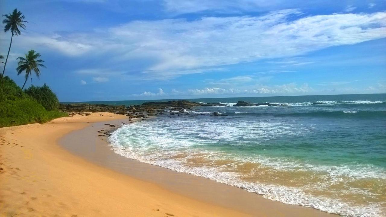 Sandhara Home Stay Tangalle Exterior photo